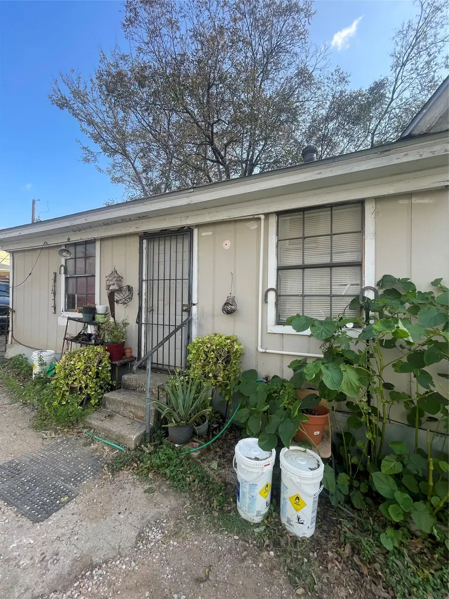 412 Cristler Avenue, Dallas, TX 75223 - #2