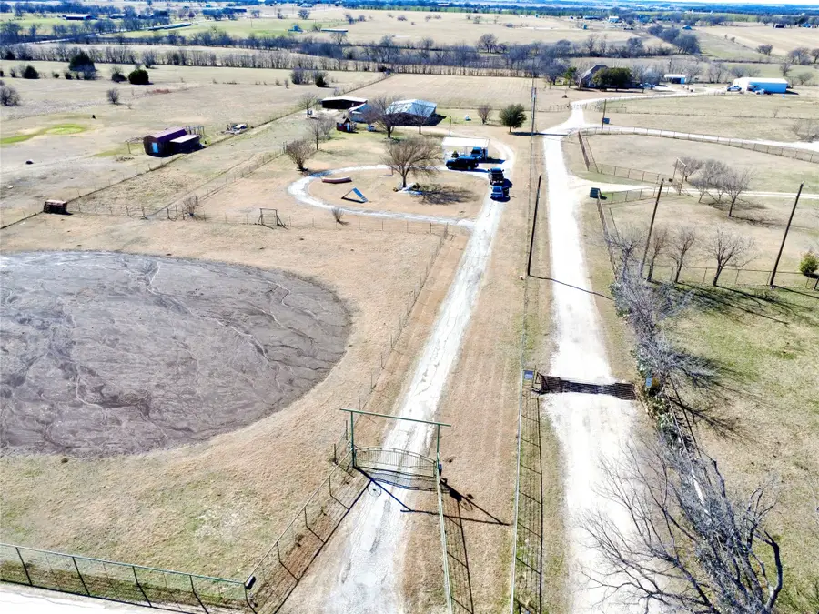 10306 Swafford Road, Justin, TX 76247 - #3