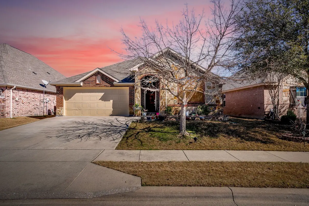 8605 Vista Royale Drive, Fort Worth, TX 76108 - #1