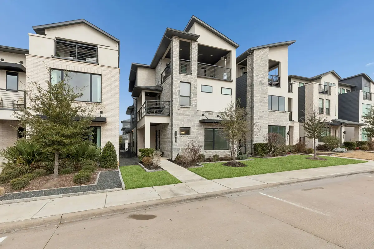 7424 Collin Mckinney Parkway, McKinney, TX 75070 - #1