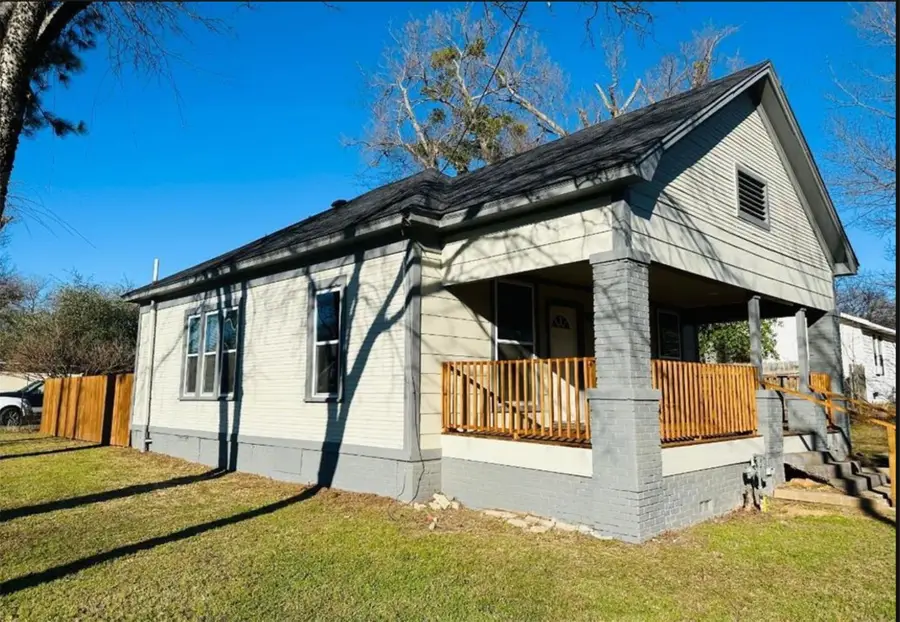 1408 E Houston Street, Tyler, TX 75702 - #3