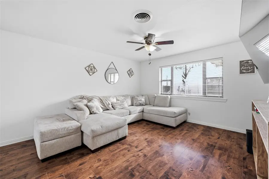 201 Ross Avenue, Denison, TX 75020 - #3