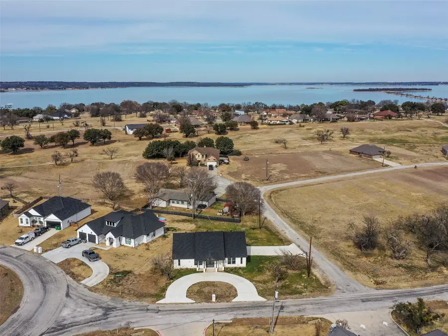 170 Half Moon Way, Bridgeport, TX 76426 - #2