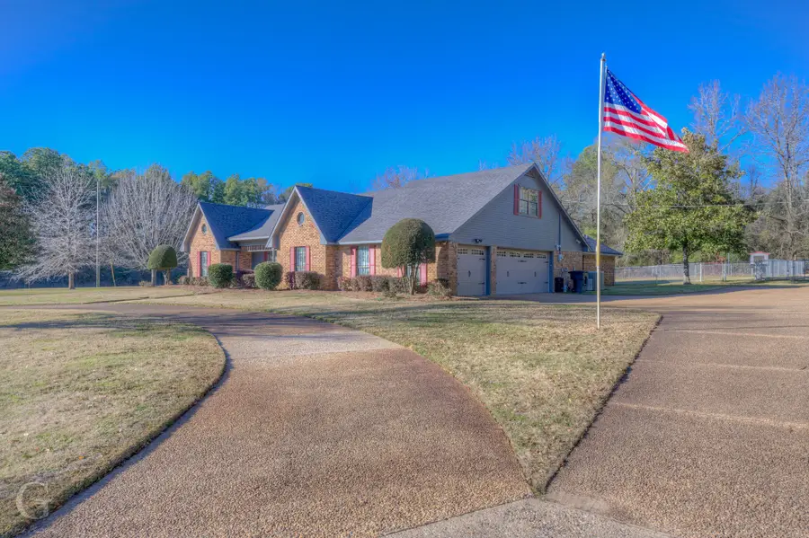111 White Road, Frierson, LA 71027 - #3