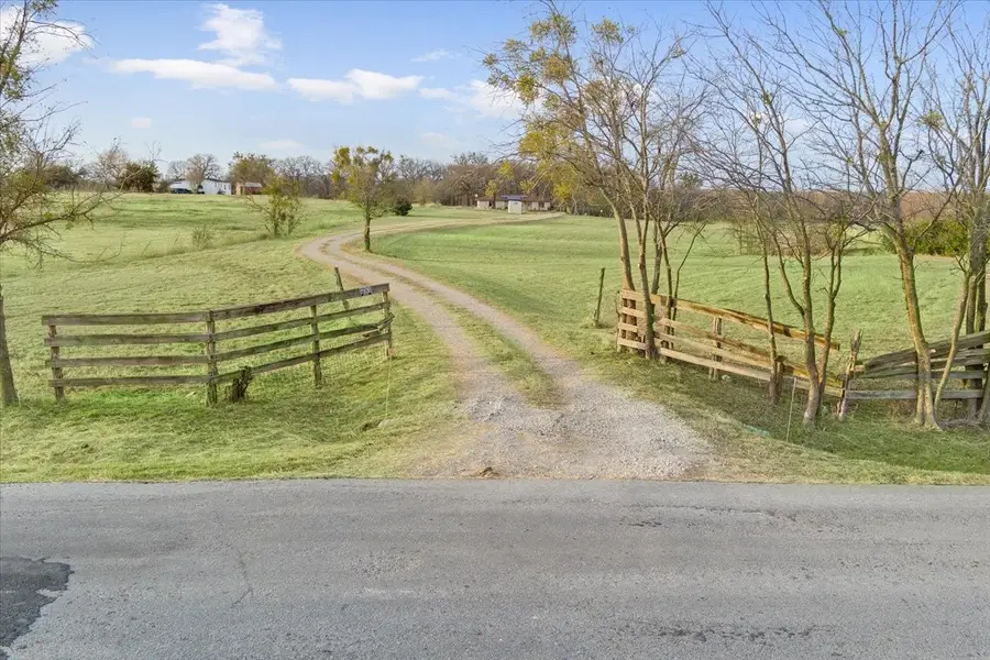 1832 W White Oak Road, West, TX 76691 - #3