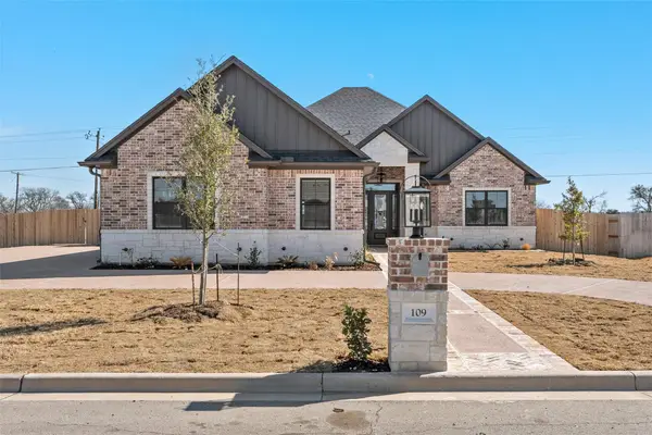 109 Water View Lane, Robinson, TX 76706