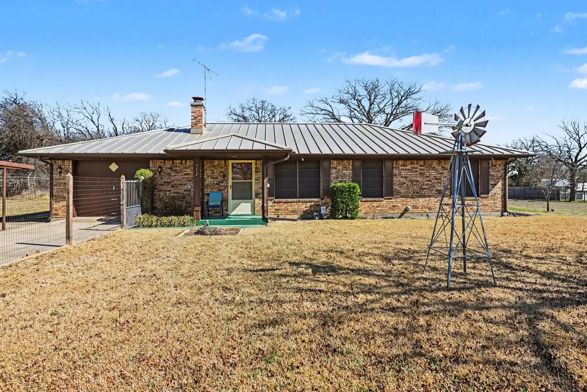 312 Oakwood Street, Azle, TX 76020 - #1