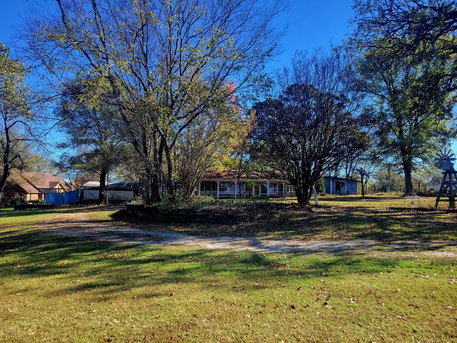 2482 Fm 2946, Emory, TX 75440 - #2