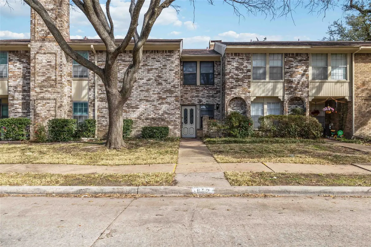 617 Towne House Lane, Richardson, TX 75081 - #1