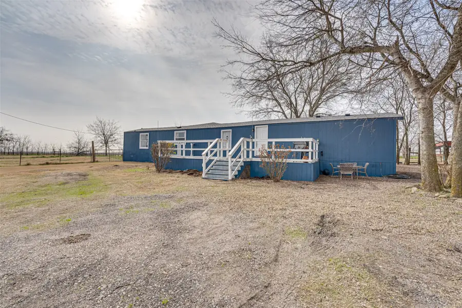 428 Gentry Road, Ennis, TX 75119 - #3