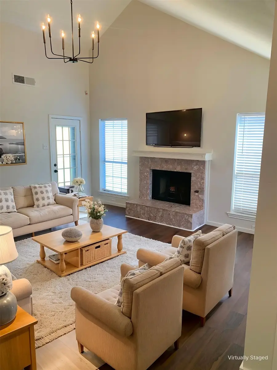 3903 Wanklyn Court, Dallas, TX 75237 - #2