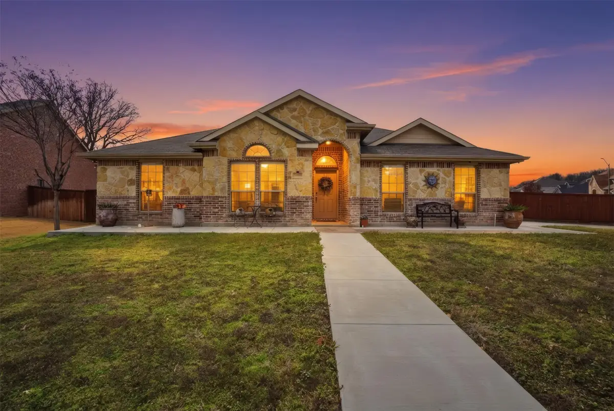 3701 Dutch Iris Lane, Fort Worth, TX 76140 - #1