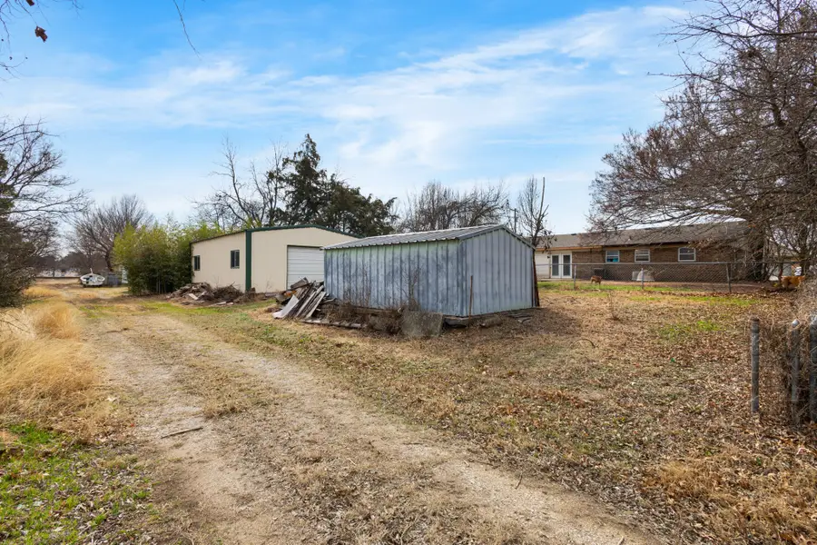 Pillar Pillar St, Bowie, TX 76230 - #3