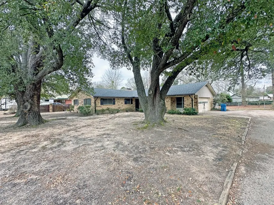 722 Belmont Street, Athens, TX 75751 - #2