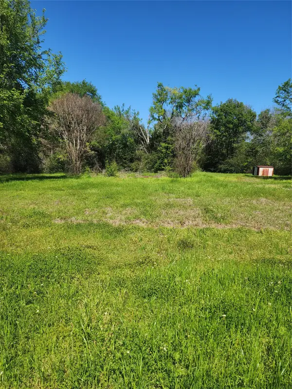 112 Lindy Lee Lane, Mabank, TX 75156