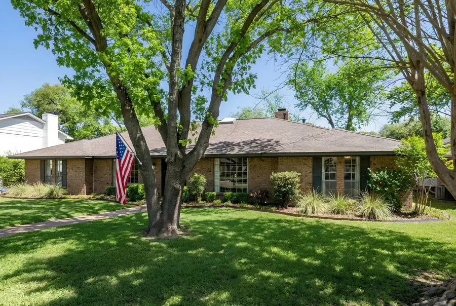 1813 Lakeside Drive, Arlington, TX 76013 - #2