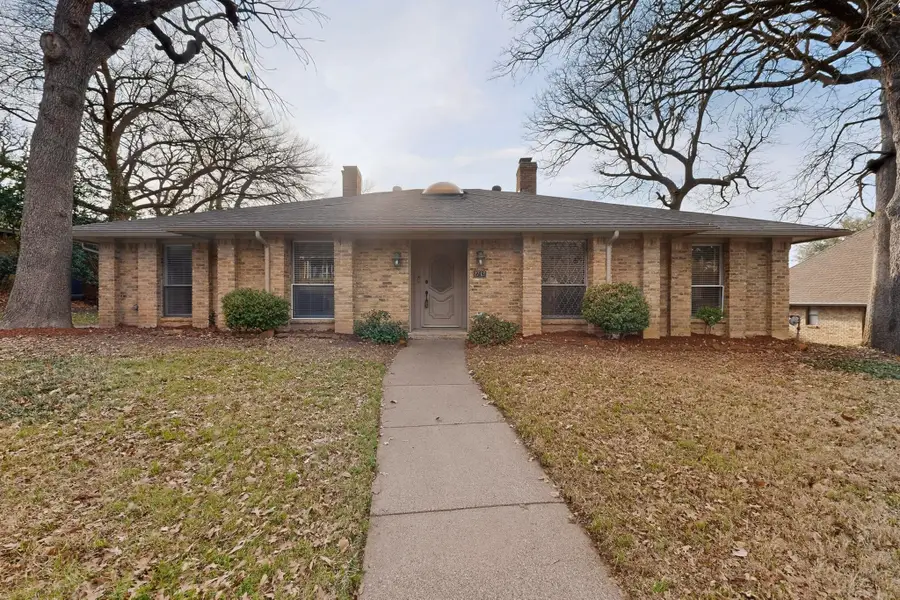 2712 Lincoln Drive, Arlington, TX 76006 - #2