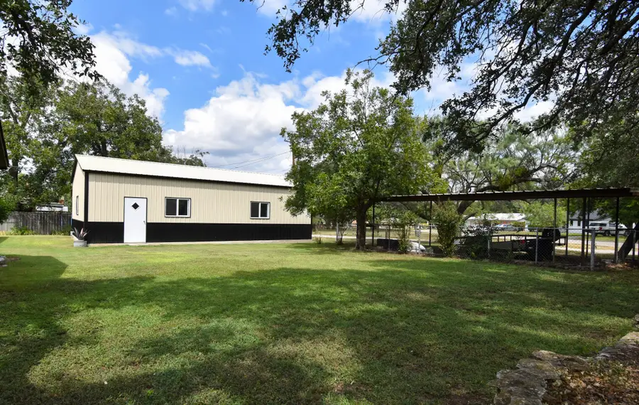 2013 S Walnut, Brady, TX 76825 - #3