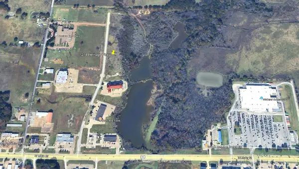 214 Heritage Parkway, Gun Barrel City, TX 75156