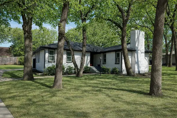 509 Ridgecrest Circle, Denton, TX 76205