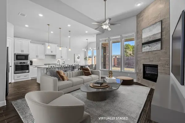 17652 Pinyon Lane, Dallas, TX 75252