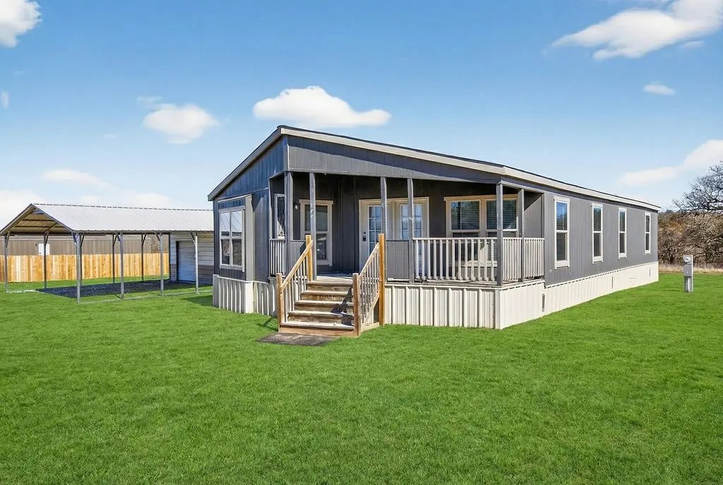 154 Firefly Drive, Springtown, TX 76082 - #1