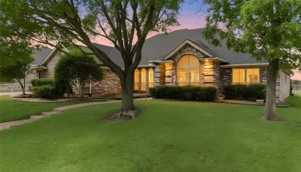 4224 Hollow Creek Court, Aledo, TX 76008