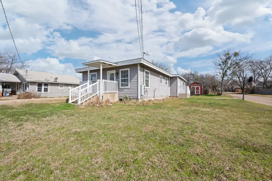 1802 N Wilhite Street, Cleburne, TX 76031 - #3