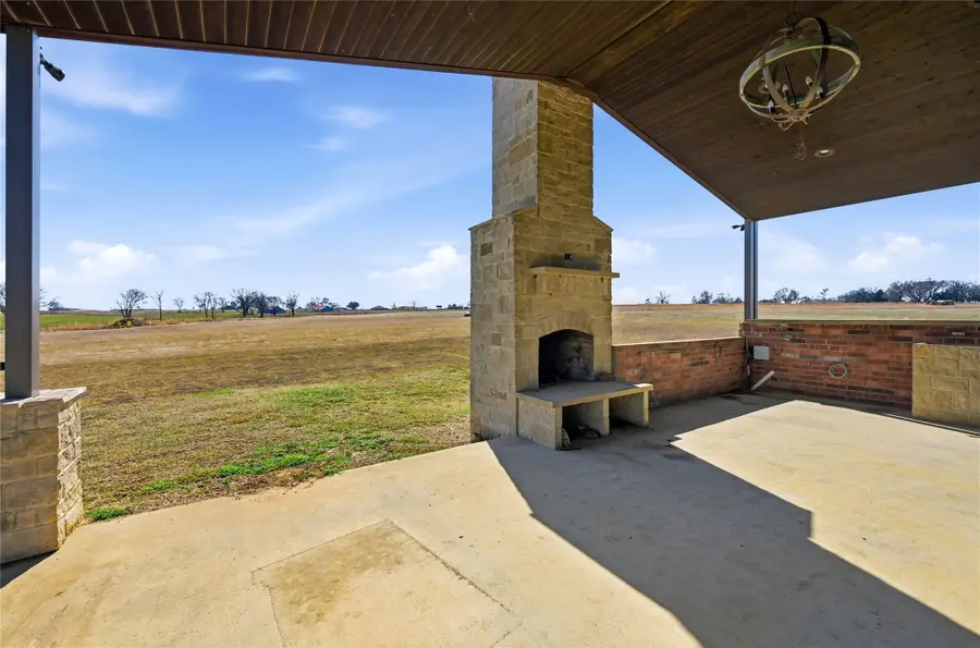 140 Turkey Farm Road, Whitesboro, TX 76273 - #2