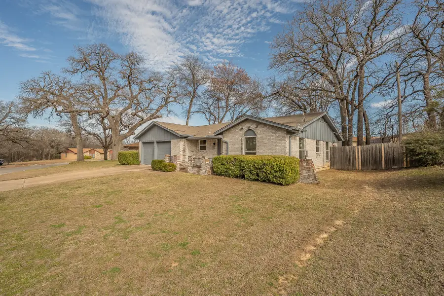 709 Blue Meadow Drive, Azle, TX 76020 - #2