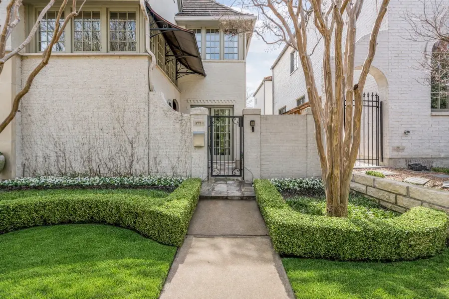 3719 W 4th Street, Fort Worth, TX 76107 - #2