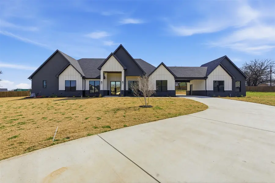 5833 Grey Wolf Court, Fort Worth, TX 76140 - #2