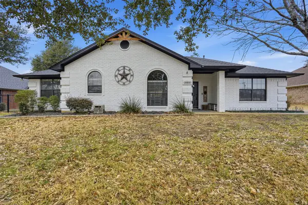 1602 Hyde Park Boulevard, Cleburne, TX 76033