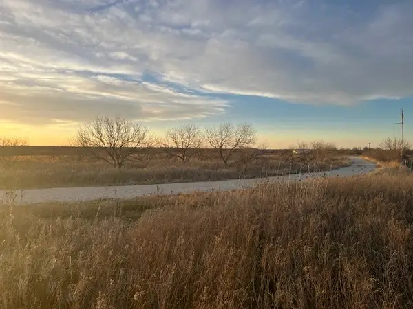 Mid. 10.9 Henderson Ranch, Bridgeport, TX 76426