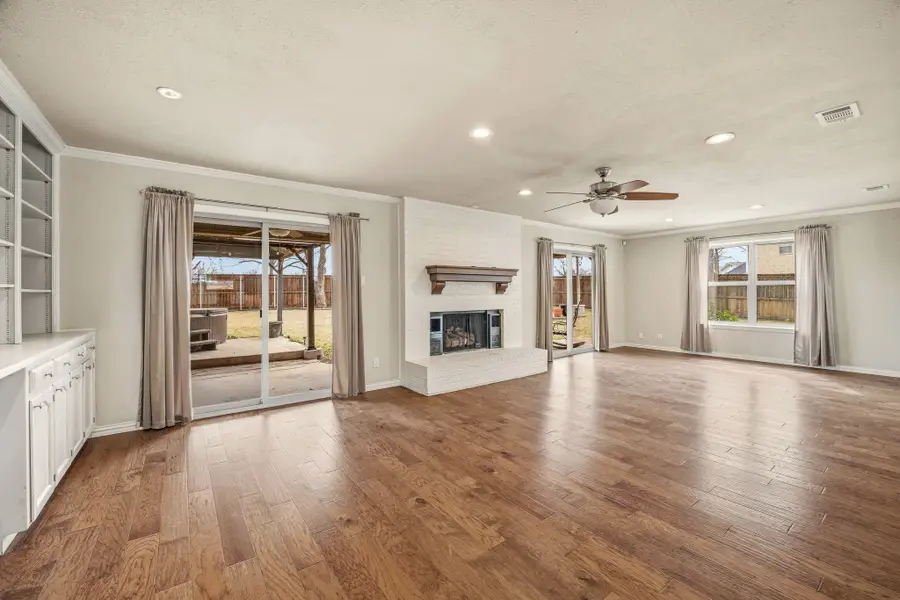 7115 Westover Drive, Granbury, TX 76049 - #2