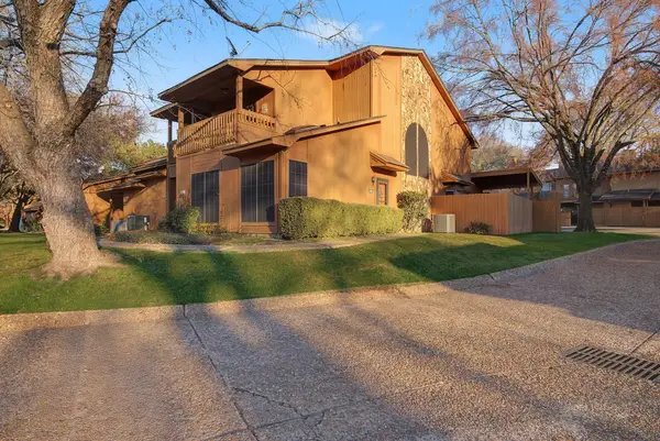 3450 Stonebrook Place, Shreveport, LA 71105