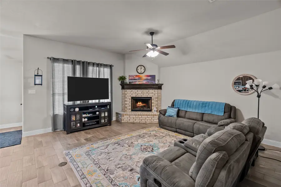 209 Rees Avenue, Godley, TX 76044 - #2