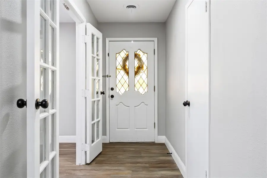 1708 Park Ridge Terrace, Arlington, TX 76012 - #3