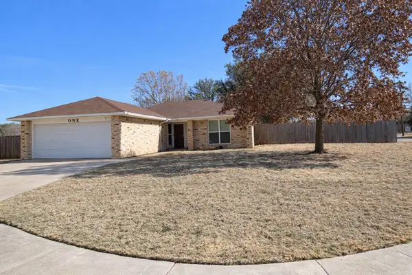 1 Daisy Circle, Wichita Falls, TX 76310