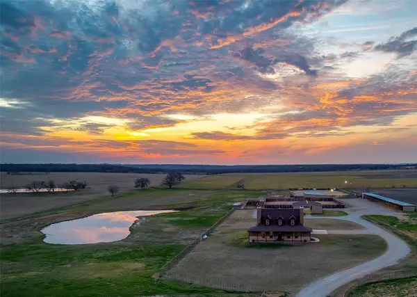 2220 Lazy Bend Road, Millsap, TX 76066