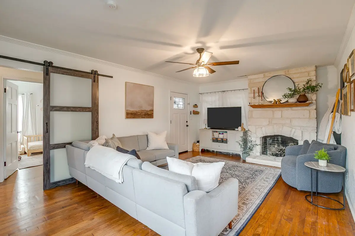 6466 Camp Bowie Boulevard, Fort Worth, TX 76116 - #1