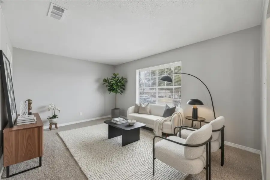 121 Hillside Lane, Desoto, TX 75115 - #3