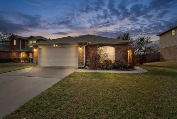 1220 Jackson Drive, Crowley, TX 76036