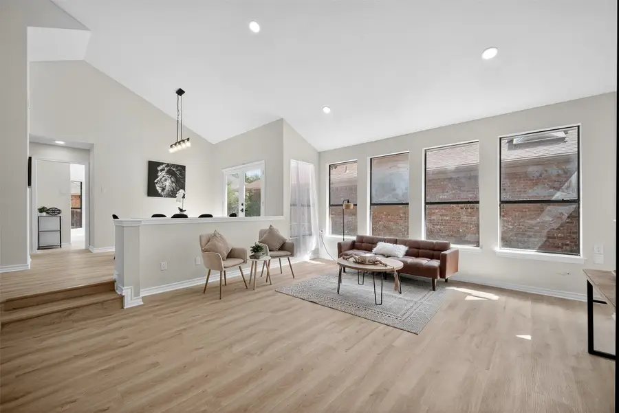 2217 Mediterranean Avenue, Arlington, TX 76011 - #2