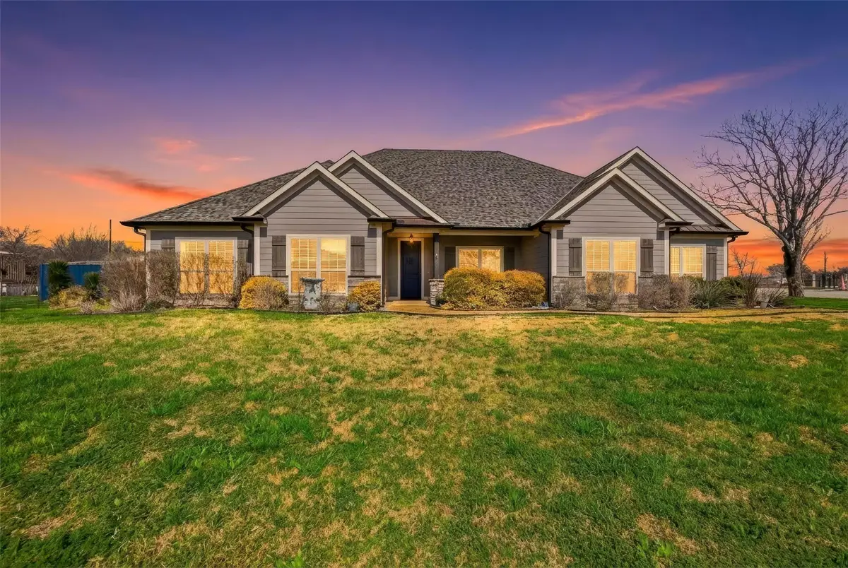 18020 Cindys Lane, Justin, TX 76247 - #1