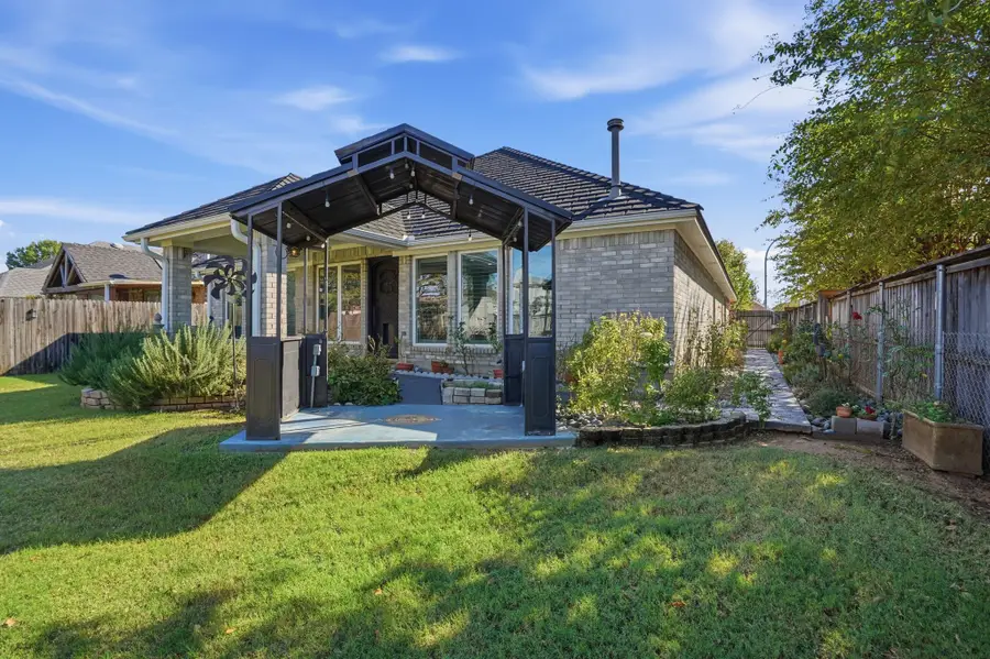 12701 Beech Tree Lane, Euless, TX 76040 - #2