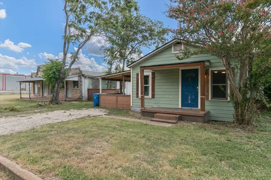 304 S Colorado Street, Whitney, TX 76692 - #3