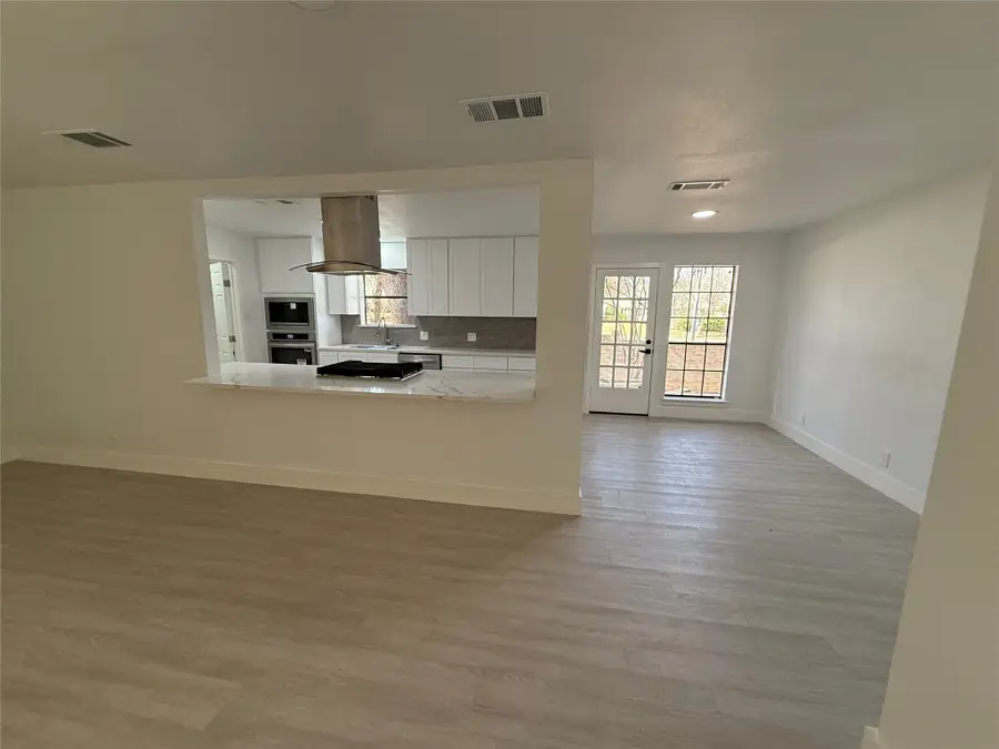 3801 Brookhaven Circle, Fort Worth, TX 76109 - #2