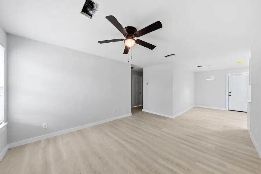 2516 Marfa Avenue, Dallas, TX 75216 - #3