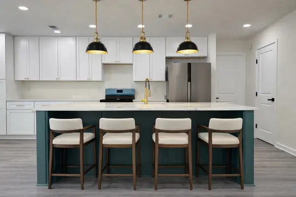 500 Seagull Court, Irving, TX 75060